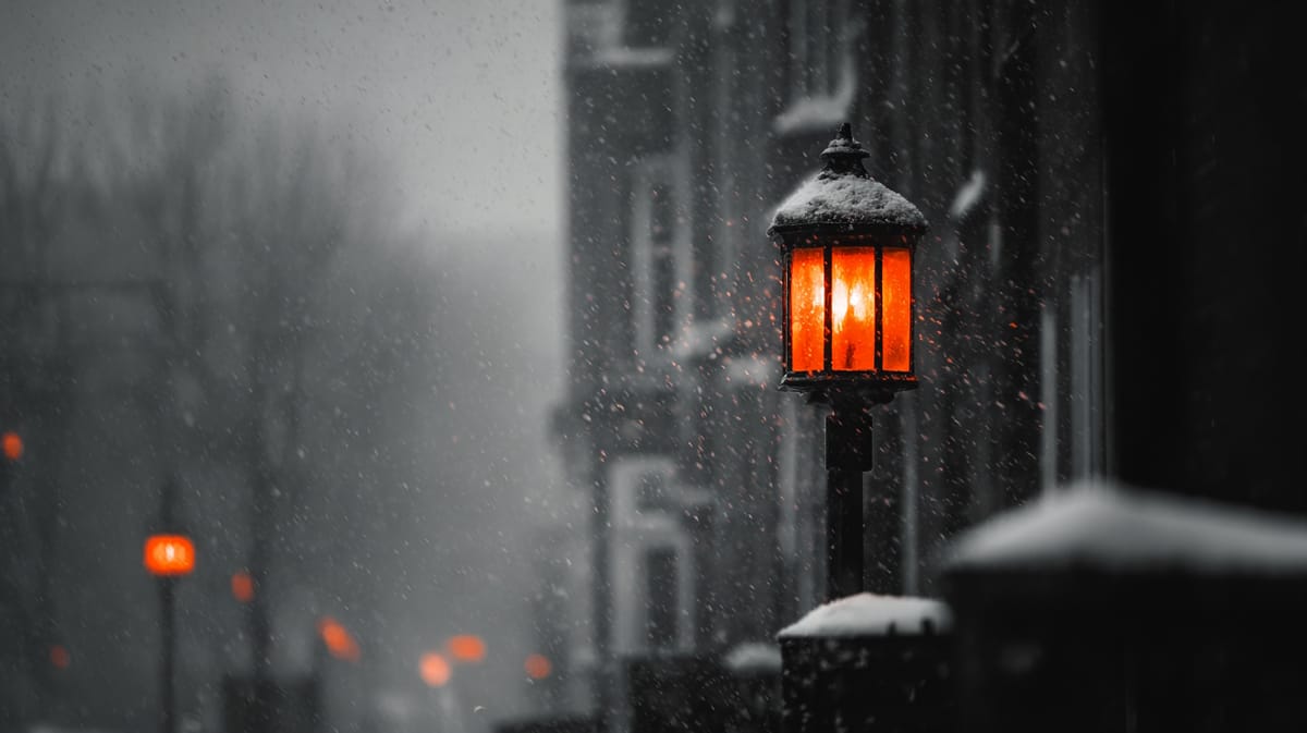 Ethereum ETFs Face Second Consecutive Week Of Outflows While Bitcoin Attracts Institutional Money